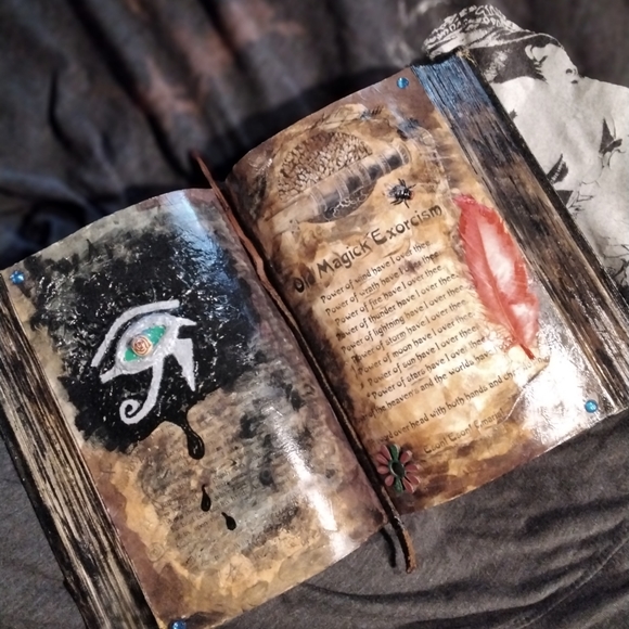 Witches grimoire and protection spell bottle..handmade - Picture 2 of 7